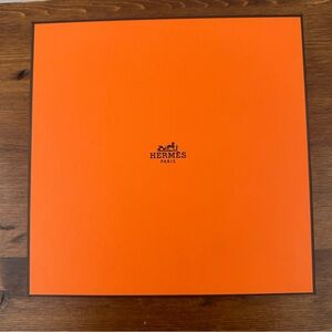 Hermes’ Orange Belt box - 8”x8” with ribbon and belt holder